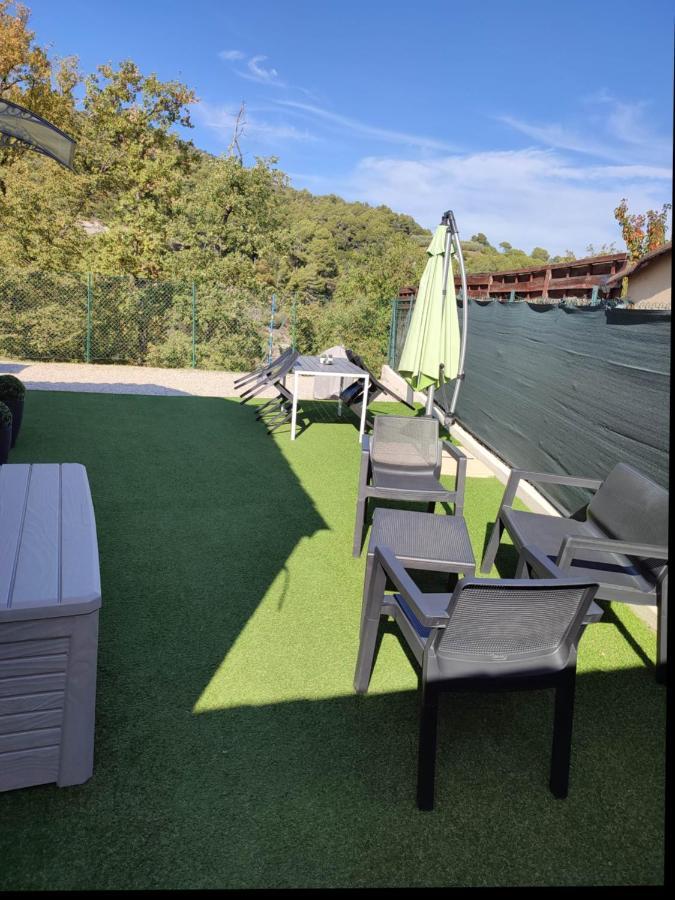 Appartamento F1 Avec Un Espace Jardin Gattières Esterno foto