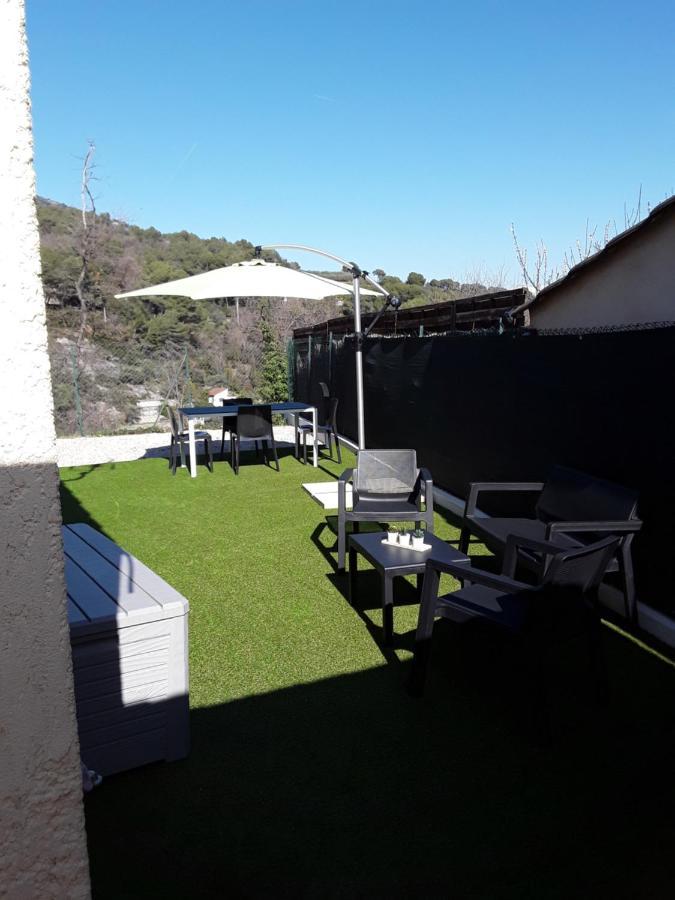 Appartamento F1 Avec Un Espace Jardin Gattières Esterno foto