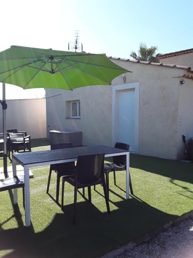 Appartamento F1 Avec Un Espace Jardin Gattières Esterno foto